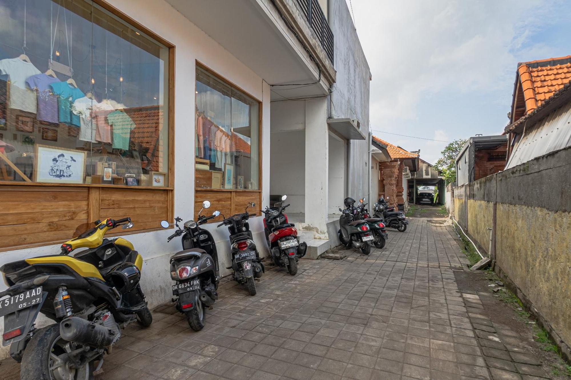 Azalea Homestay & Villa Canggu  Bagian luar foto